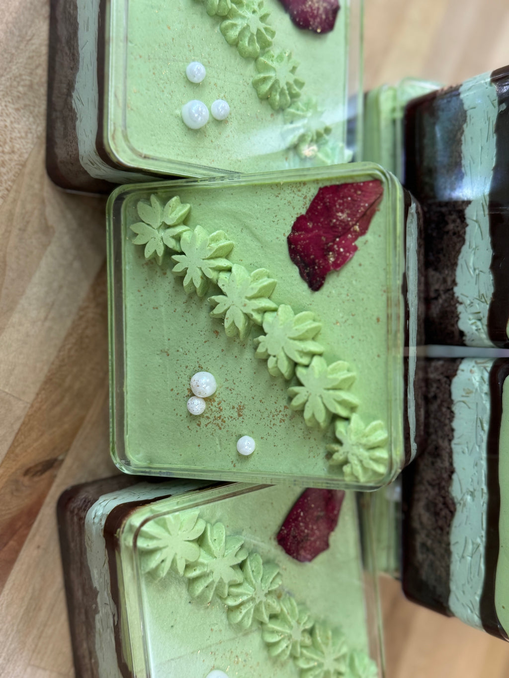 Dubai Strawberry Gold Milk Cake