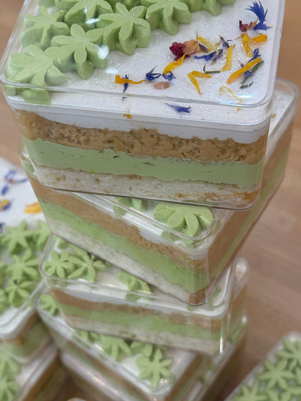 Cardamom Pistachio TEA-ramisu