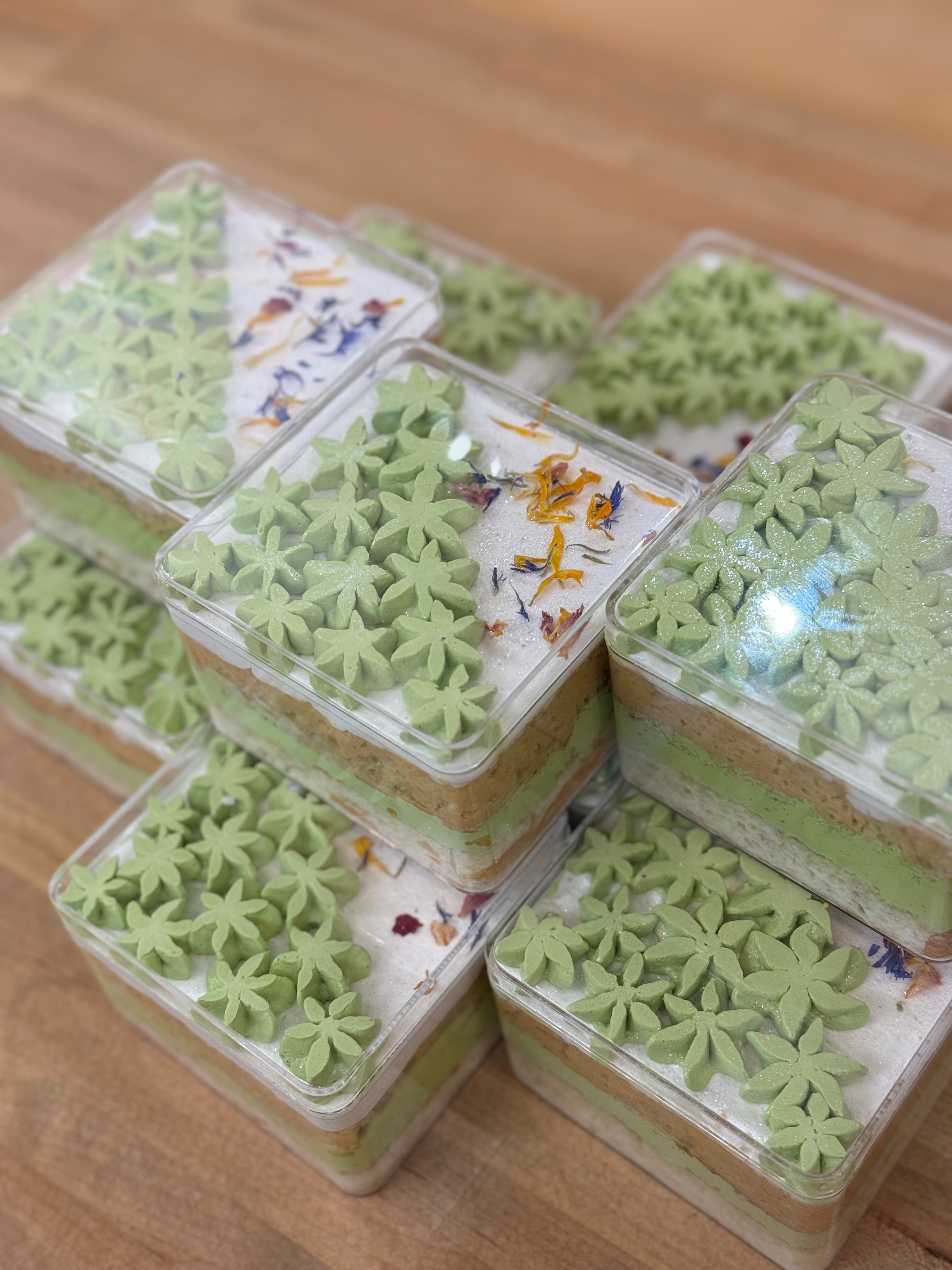 Cardamom Pistachio TEA-ramisu